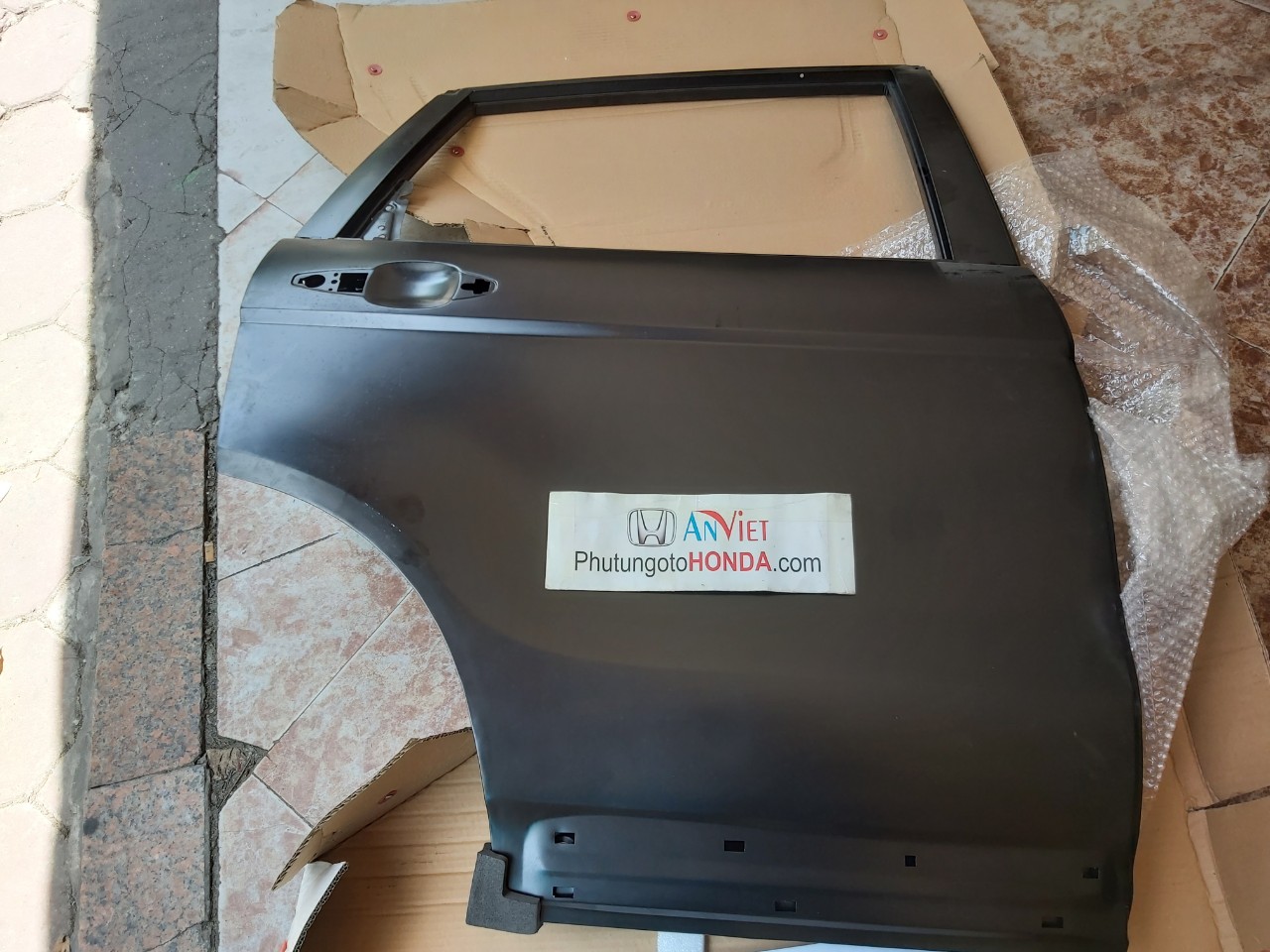 Cánh cửa sau bên phụ xe honda CRV